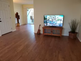 Photo #2: 6012166 Listing