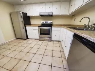 Photo #4: 6012166 Listing