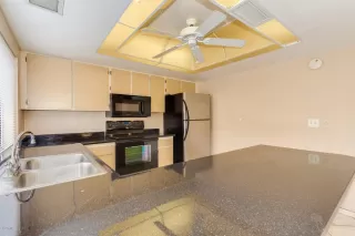 Photo #6: 6012344 Listing