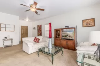 Photo #4: 6012400 Listing 