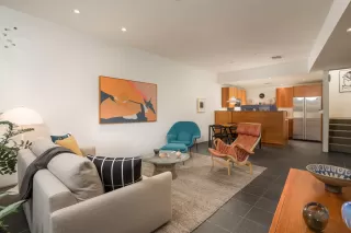 Photo #2: 6012473 Listing