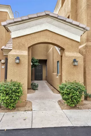 Photo #2: 6012549 Listing