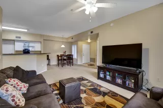 Photo #3: 6012549 Listing