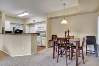 Photo #4: 6012549 Listing