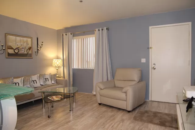 MLS: 6012666 Condo For Sale