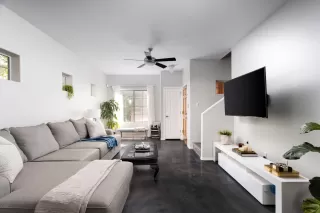 Photo #1: 6012924 Listing