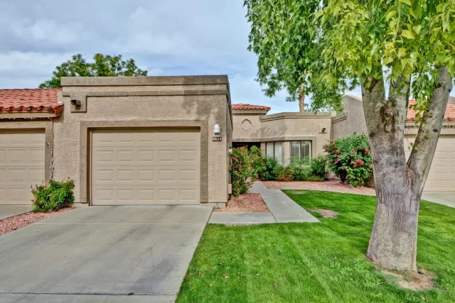 MLS: 6013035 Condo For Sale