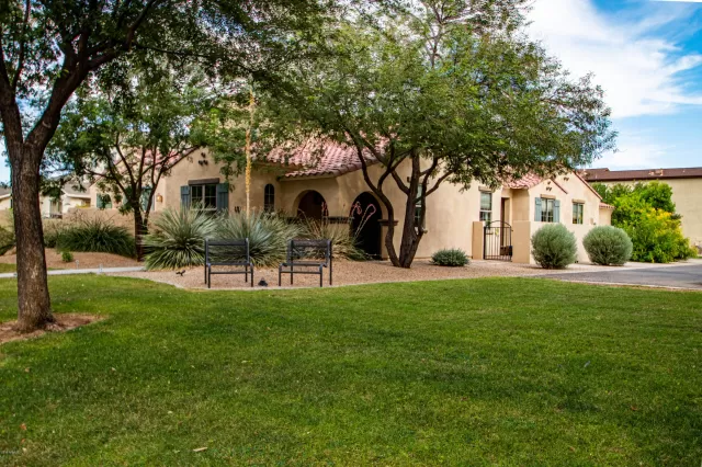 MLS: 6013317 Condo For Sale