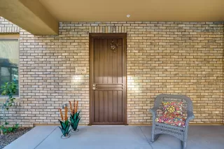 Photo #4: 6013411 Listing