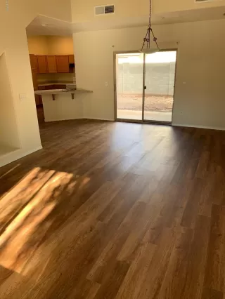 Photo #4: 6013423 Listing