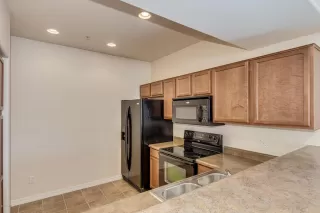 Photo #5: 6013441 Listing 