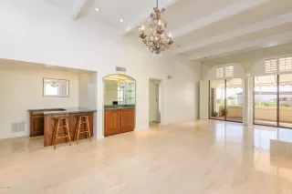 Photo #4: 6013559 Listing