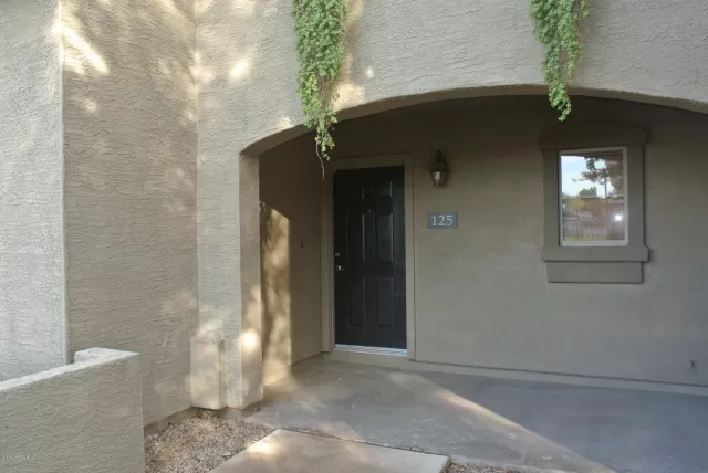 MLS: 6013592 Condo For Sale