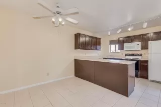 Photo #5: 6013668 Listing