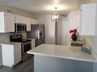 Photo #2: 6014096 Listing 