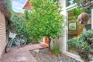 Photo #2: 6014236 Listing