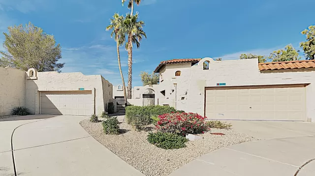 MLS: 6014319 Condo For Sale