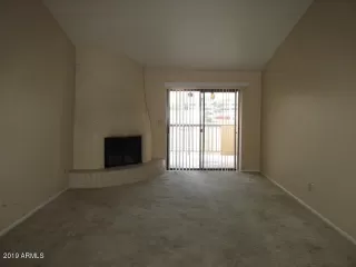 Photo #3: 6014423 Listing