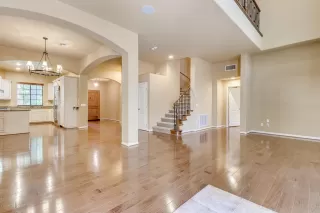 Photo #5: 6014449 Listing 