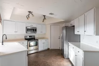 Photo #5: 6014451 Listing