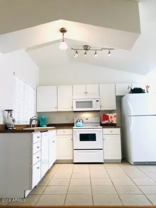 Photo #6: 6014544 Listing 