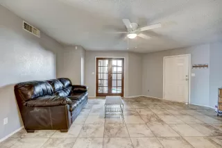 Photo #2: 6014611 Listing