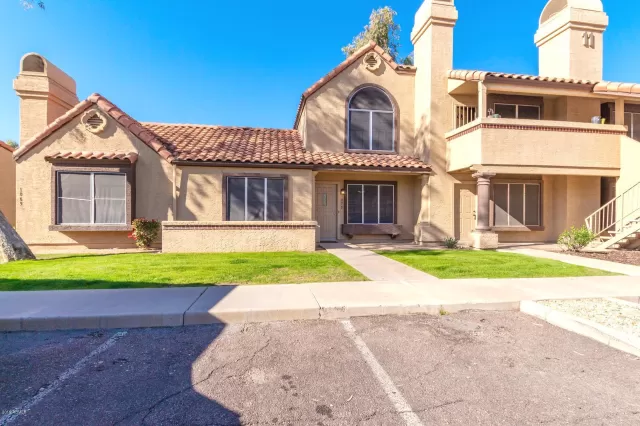 MLS: 6014648 Condo For Sale