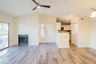 Photo #5: 6014758 Listing