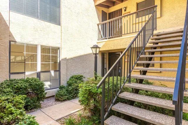 MLS: 6014859 Condo For Sale