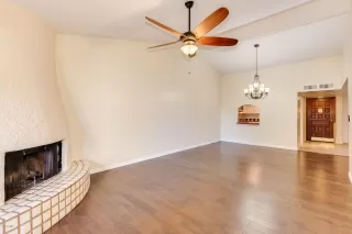 Photo #2: 6014859 Listing