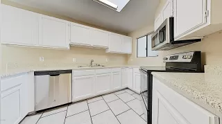 Photo #4: 6014931 Listing