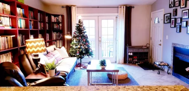 MLS: 6015122 Condo For Sale