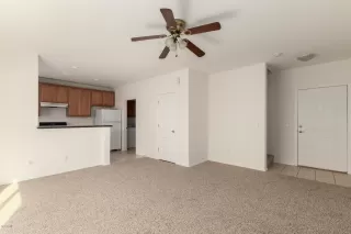 Photo #3: 6015972 Listing