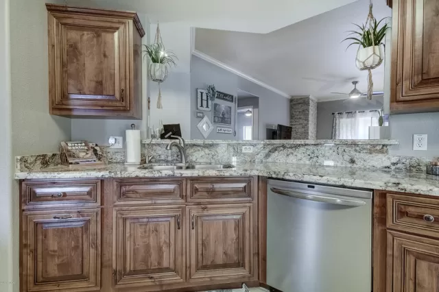 MLS: 6015983 Condo For Sale