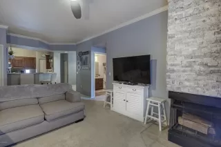 Photo #2: 6015983 Listing