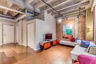 Photo #6: 6016063 Listing