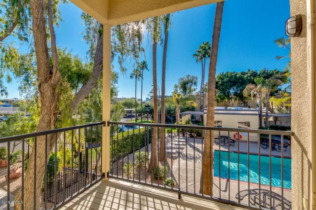 MLS: 6016404 Condo For Sale