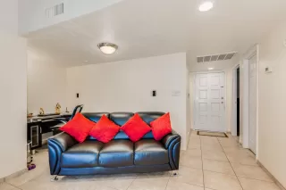 Photo #3: 6016460 Listing 