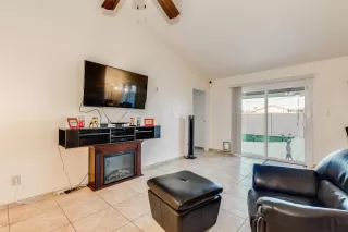 Photo #6: 6016460 Listing 