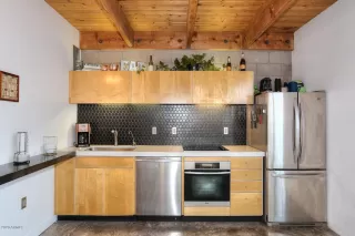 Photo #3: 6016474 Listing