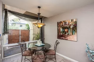 Photo #5: 6016552 Listing