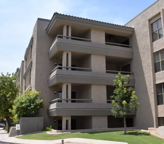 MLS: 6016601 Condo For Sale