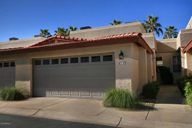 MLS: 6016613 Condo For Sale