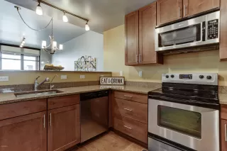 Photo #5: 6016636 Listing