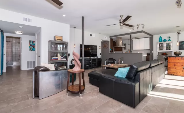 MLS: 6016708 Condo For Sale