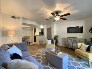 Photo #4: 6016748 Listing 