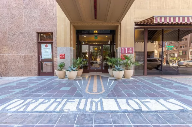 MLS: 6016810 Condo For Sale