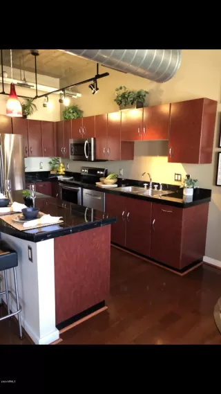 Photo #5: 6016810 Listing