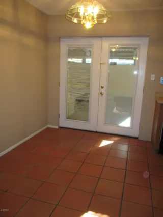Photo #5: 6016884 Listing 