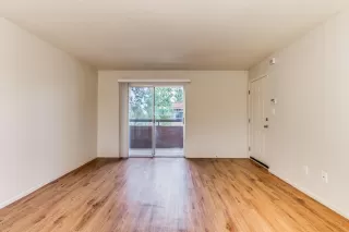 Photo #4: 6017036 Listing